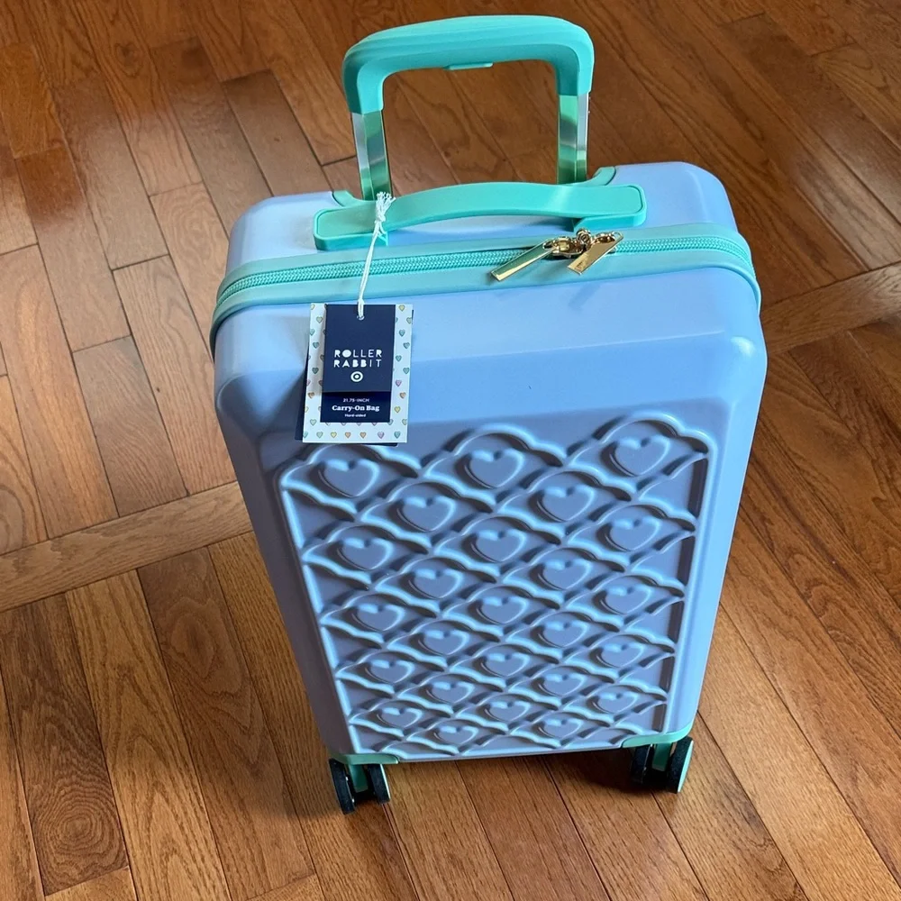 NWT Roller Rabbit x Target Blue Embossed Hearts Spinner Carryon Suitcase.🩵🩵🩵 - Picture 6 of 7